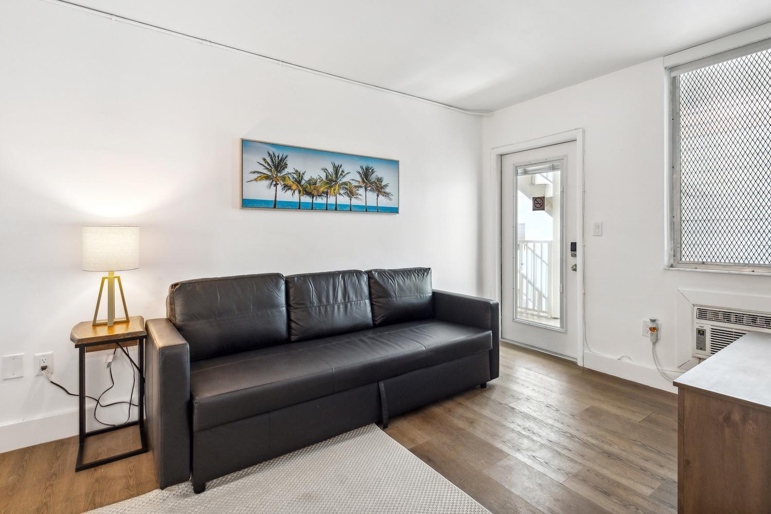 713 Miami Beach Apartments Стая снимка