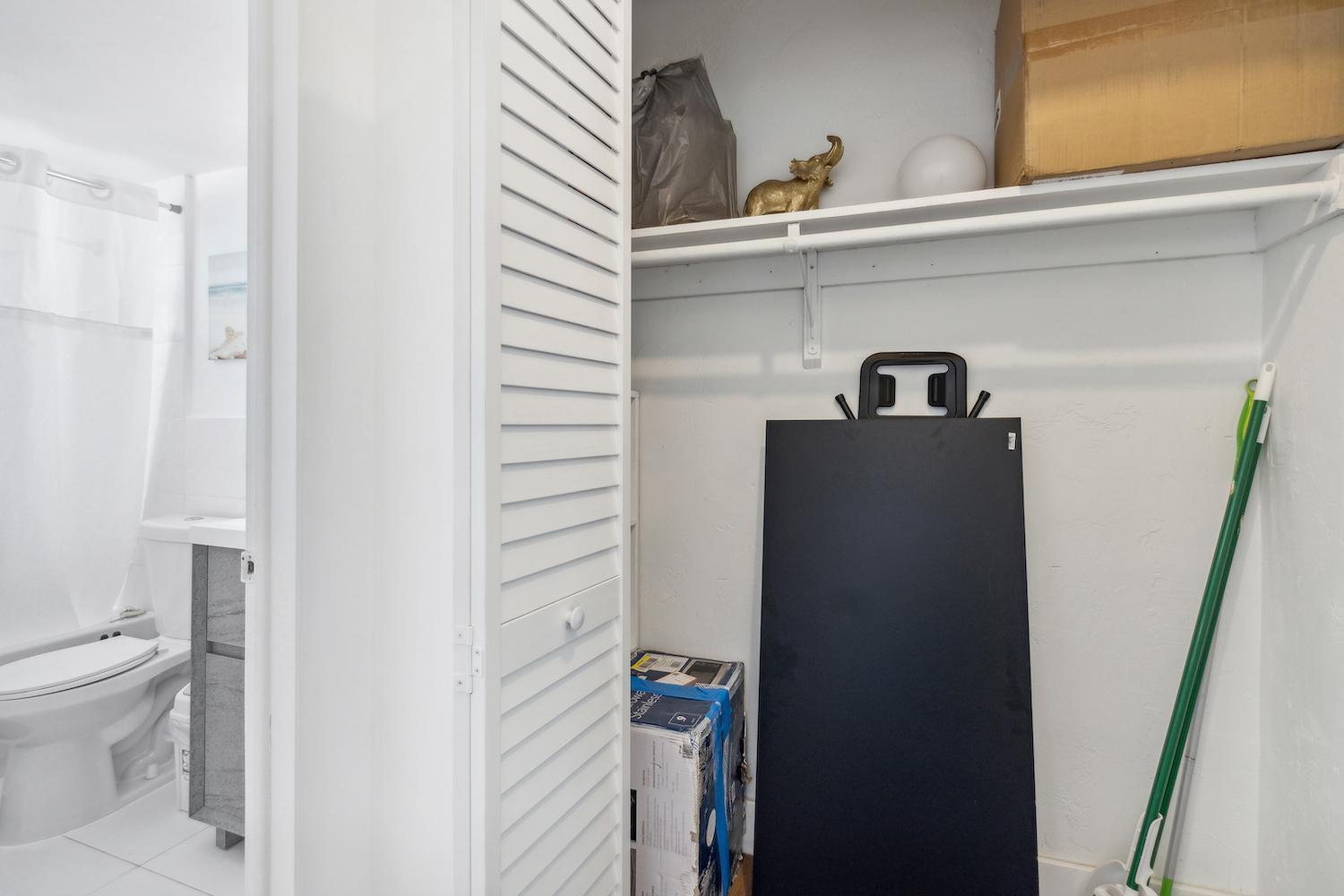 713 Miami Beach Apartments Стая снимка