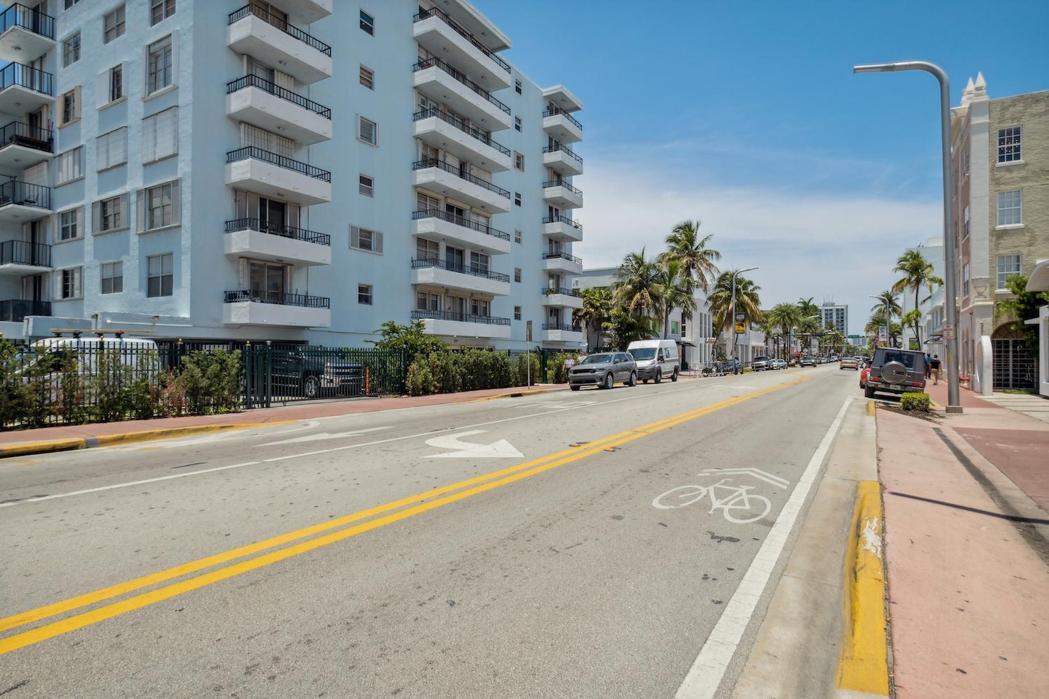 713 Miami Beach Apartments Стая снимка