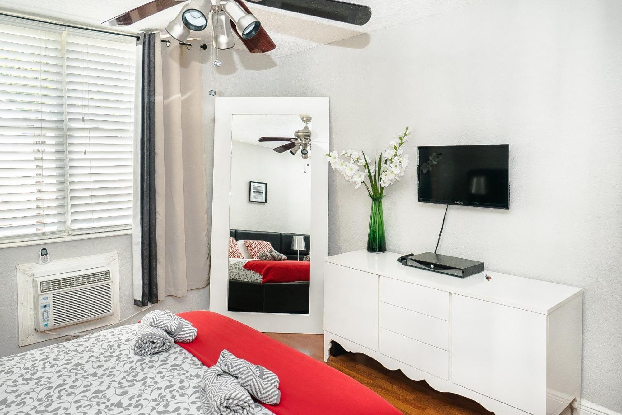 713 Miami Beach Apartments Екстериор снимка